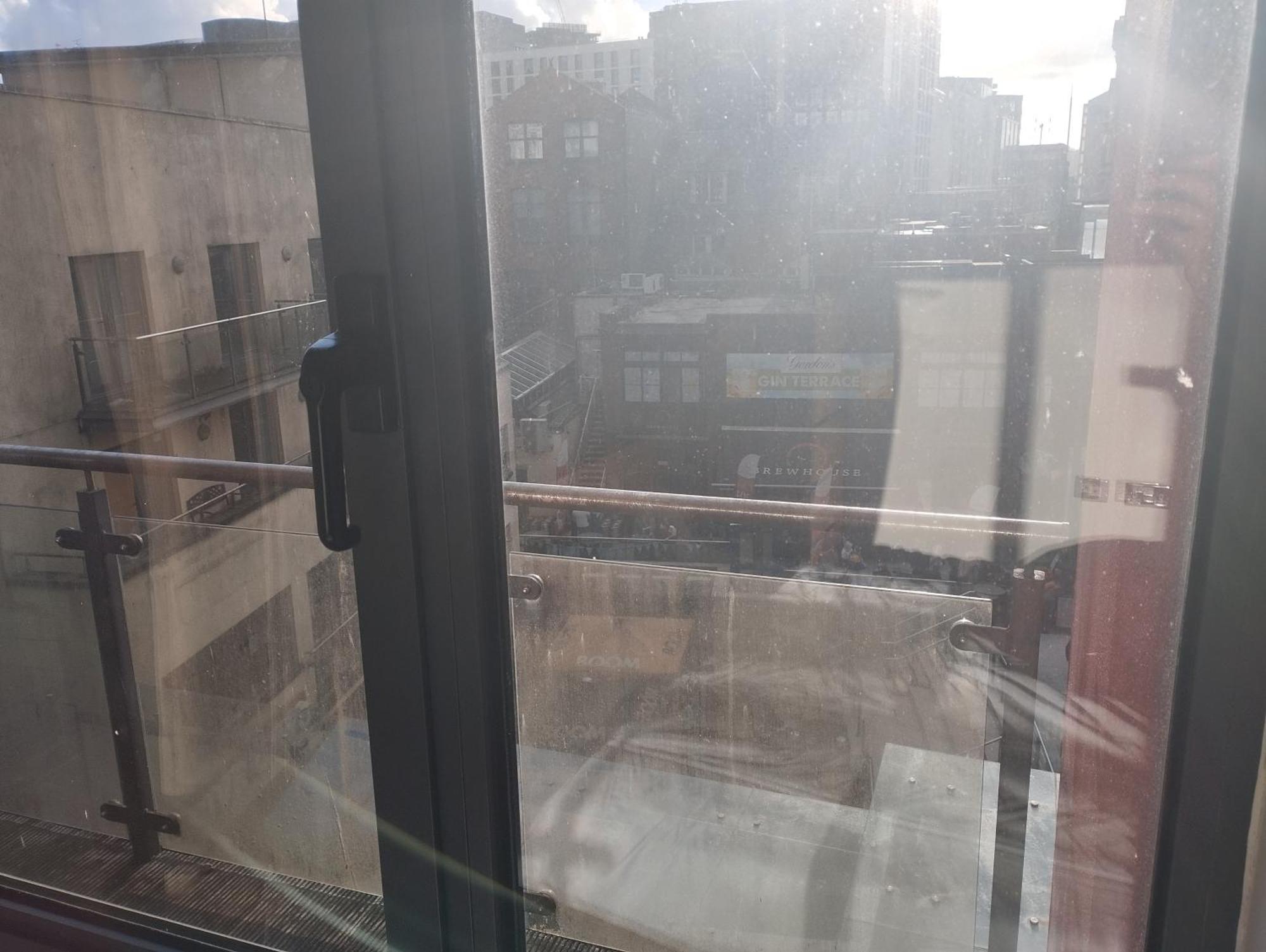Room In Cardiff City Center - Swiftstay Exteriér fotografie