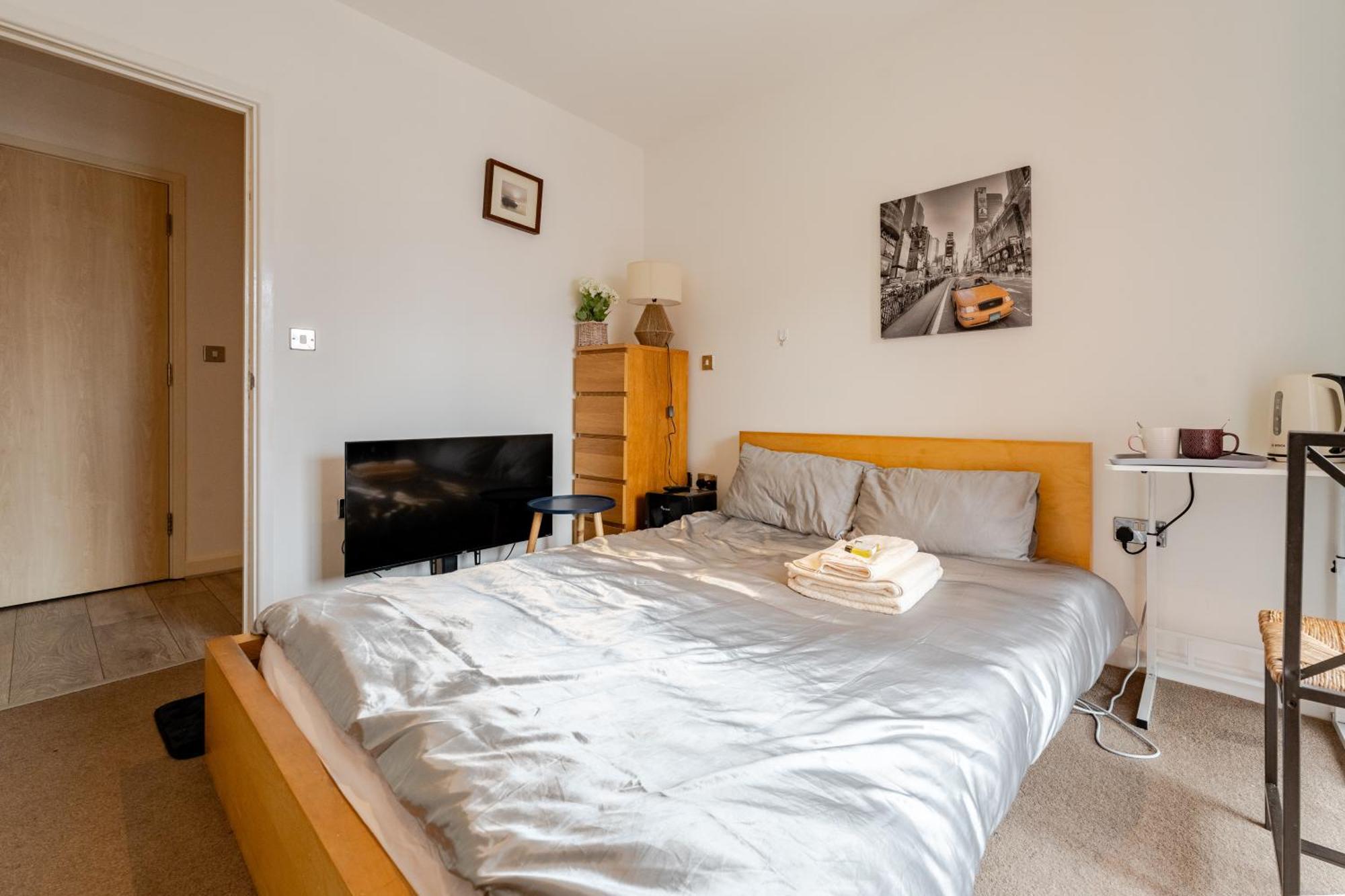 Room In Cardiff City Center - Swiftstay Exteriér fotografie